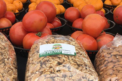 nuts_tomatoes_tn